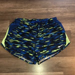 Nike dri fit short, medium
